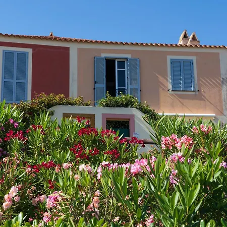Casa A 10m Dal Mare 아파트