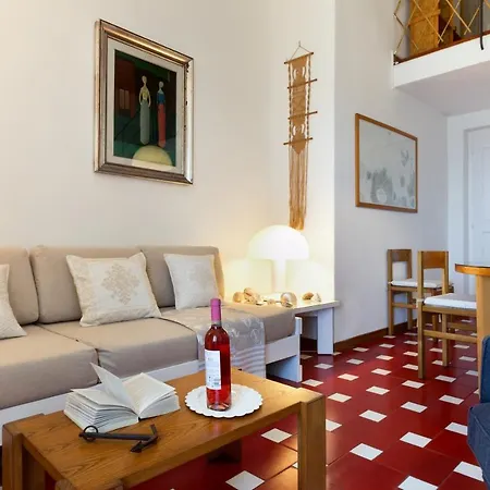 Apartment Casa A 10m Dal Mare